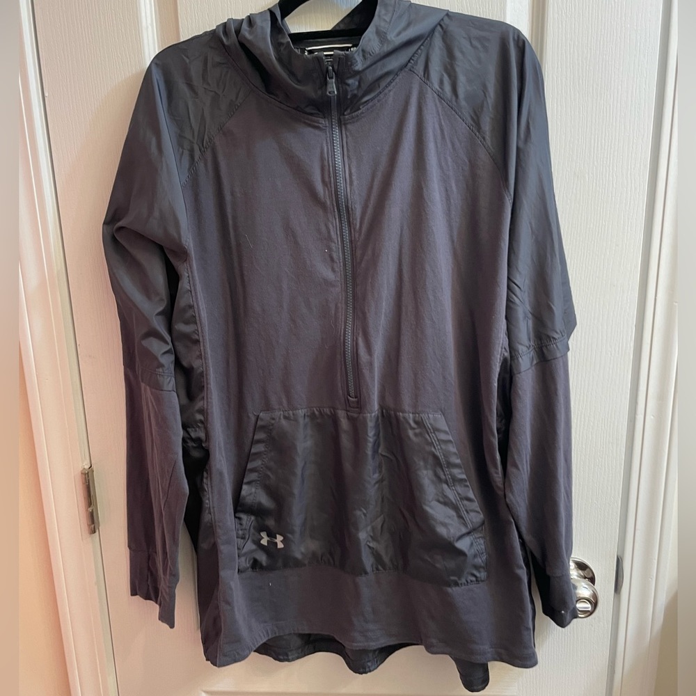 Under Armour light quarter zip long sleeve with Joey pouch